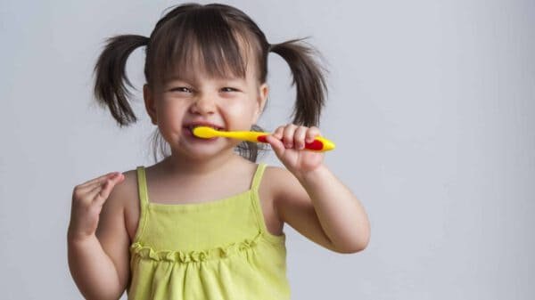 How To Keep your toddler's teeth in tip-top shape?